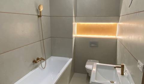 2 szobás lakás, Gunduličova, eladó, Bratislava - Staré Mesto, Szlováki