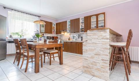 Családi ház, Ružová, eladó, Senec, Szlovákia