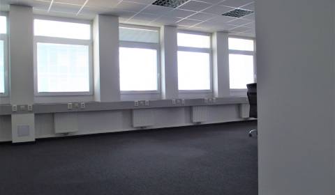 Irodahelység, Miletičova, kiadó, Bratislava - Ružinov, Szlovákia