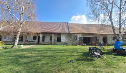 Eladó Családi ház, Családi ház, Preseľany nad Ipľom, Levice, Szlovákia