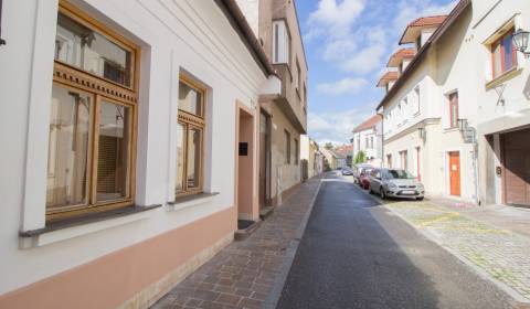 2 szobás lakás, Vrátna, kiadó, Košice - Staré Mesto, Szlovákia