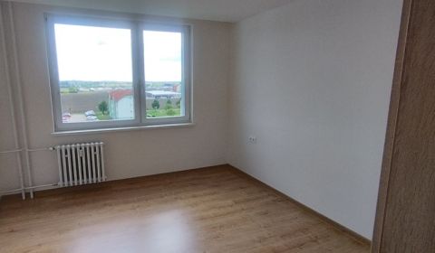 Eladó 3 szobás lakás, 3 szobás lakás, Skalica, Szlovákia