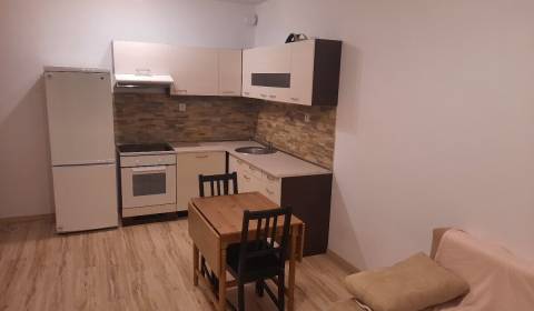 2 szobás lakás, Jégého, kiadó, Bratislava - Ružinov, Szlovákia
