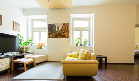 3 szobás lakás, Laurinská, kiadó, Bratislava - Staré Mesto, Szlovákia
