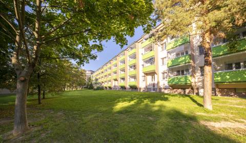 3 szobás lakás, Planét, eladó, Bratislava - Ružinov, Szlovákia