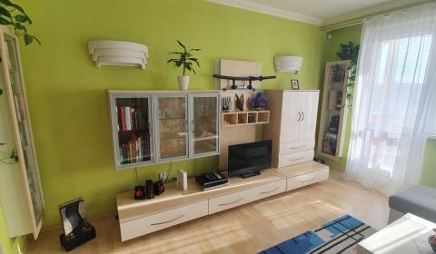 2 szobás lakás, Ľ. Fullu, kiadó, Bratislava - Karlova Ves, Szlovákia