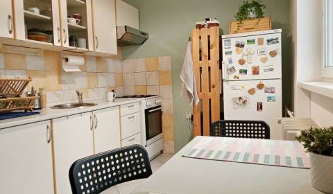 1 szobás lakás, Kašmírska, kiadó, Bratislava - Ružinov, Szlovákia