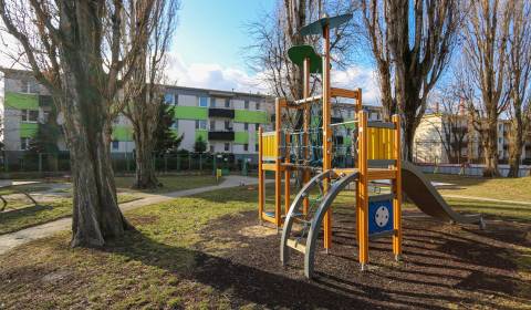 3 szobás lakás, Chemická, eladó, Bratislava - Nové Mesto, Szlovákia