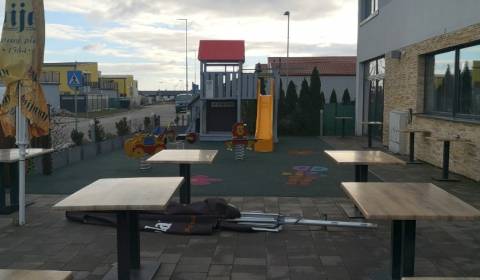 Vendéglátóipari egység, eladó, Trnava, Szlovákia