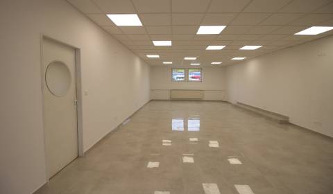 Üzlethelység, Coboriho, kiadó, Nitra, Szlovákia