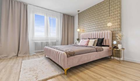 3 szobás lakás, Martinčekova, eladó, Bratislava - Ružinov, Szlovákia
