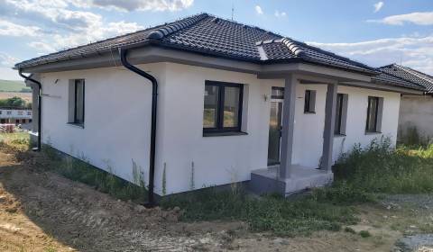 Családi ház, eladó, Nitra, Szlovákia