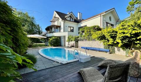 Családi ház, Prvosienková, eladó, Bratislava - Staré Mesto, Szlovákia