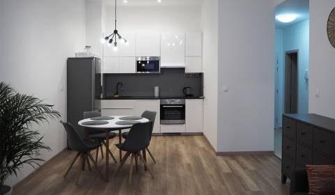 2 szobás lakás, Jarabinková, kiadó, Bratislava - Ružinov, Szlovákia