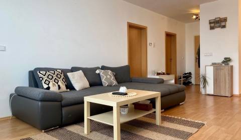 2 szobás lakás, Budatínska, eladó, Bratislava - Petržalka, Szlovákia