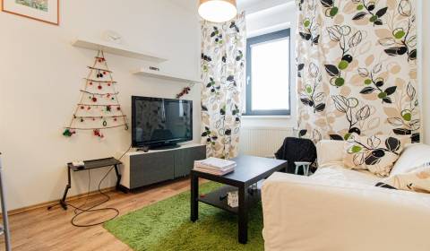 Kiadó 2 szobás lakás, 2 szobás lakás, Suché mýto, Bratislava - Staré M