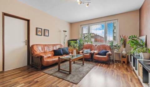 4 szobás lakás, Bučinová, eladó, Bratislava - Vrakuňa, Szlovákia