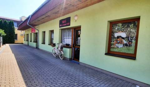 Üzlethelység, Moravská, kiadó, Nitra, Szlovákia