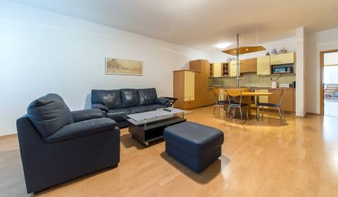2 szobás lakás, Papraďová, kiadó, Bratislava - Ružinov, Szlovákia