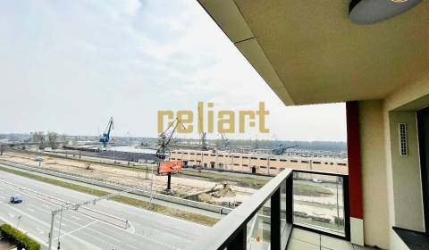 3 szobás lakás, Prístavná, eladó, Bratislava - Staré Mesto, Szlovákia