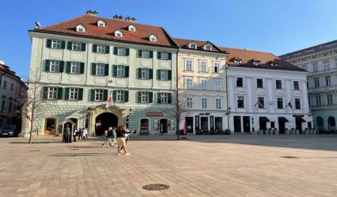 Kiadó 3 szobás lakás, 3 szobás lakás, Hlavné námestie, Bratislava - St