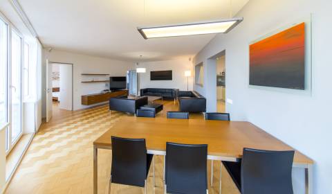 Kiadó 3 szobás lakás, 3 szobás lakás, Zámocká, Bratislava - Staré Mest