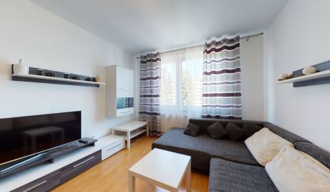 3 szobás lakás, Rumančeková, eladó, Bratislava - Ružinov, Szlovákia