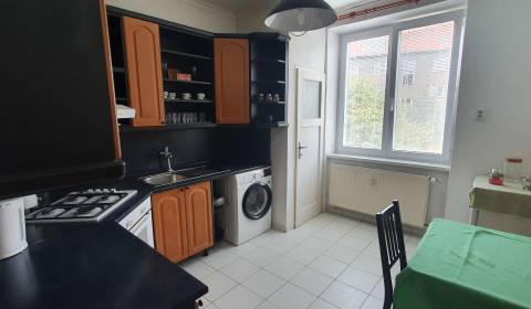 2 szobás lakás, Záhrebská, kiadó, Bratislava - Staré Mesto, Szlovákia