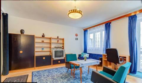 1 szobás lakás, kiadó, Bratislava - Staré Mesto, Szlovákia