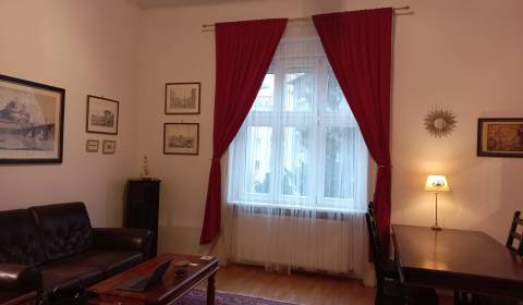 Kiadó 3 szobás lakás, 3 szobás lakás, Flöglova, Bratislava - Staré Mes