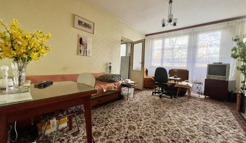 3 szobás lakás, Púpavová, eladó, Bratislava - Karlova Ves, Szlovákia