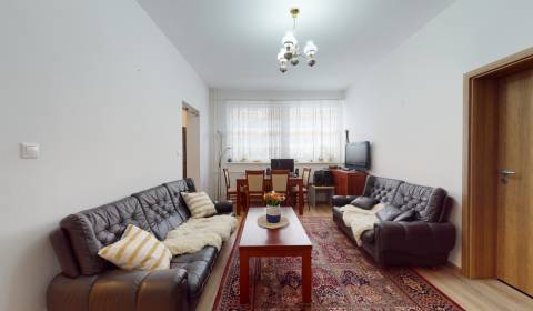 2 szobás lakás, Novackého, eladó, Bratislava - Karlova Ves, Szlovákia