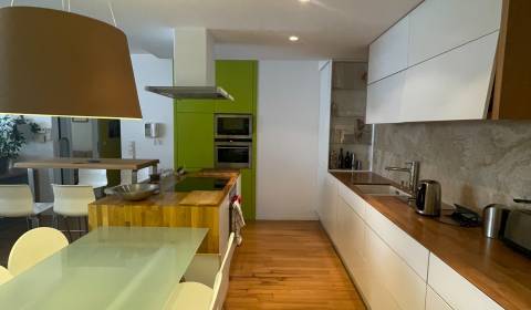 4 szobás lakás, Moskovská, kiadó, Bratislava - Staré Mesto, Szlovákia