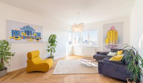 Kiadó 3 szobás lakás, 3 szobás lakás, Námestie SNP, Bratislava - Staré