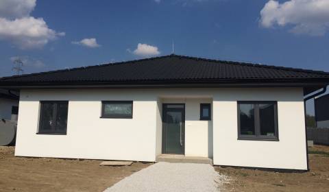 Eladó Családi ház, Családi ház, Trnava, Szlovákia
