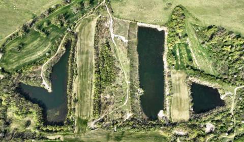 Eladó Üdülőtelkek, Üdülőtelkek, Nové Mesto nad Váhom, Szlovákia
