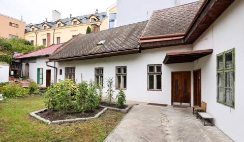 Eladó Családi ház, Családi ház, Pribinovo námestie, Nitra, Szlovákia