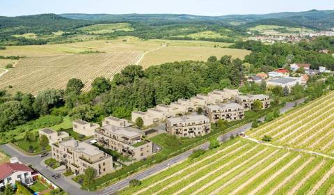 Eladó 3 szobás lakás, 3 szobás lakás, Pezinok, Szlovákia