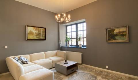 Kiadó 2 szobás lakás, 2 szobás lakás, Vrbovská cesta, Piešťany, Szlová