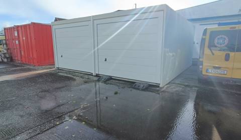 Kiadó Garázsok, Garázsok, Nitra, Szlovákia