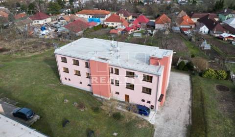 Eladó 2 szobás lakás, Topoľčany, Szlovákia