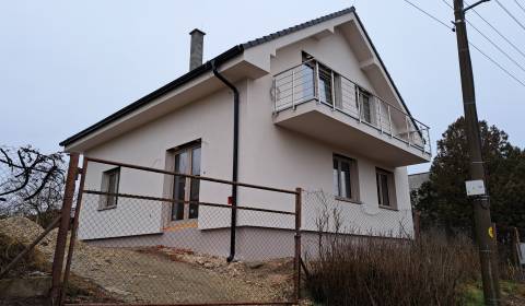 Eladó Családi ház, Családi ház, Cabaj, Nitra, Szlovákia