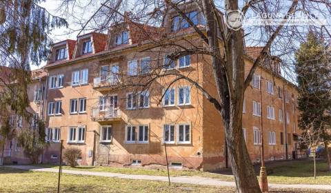 Eladó 3 szobás lakás, 3 szobás lakás, Hanulova, Spišská Nová Ves, Szlo