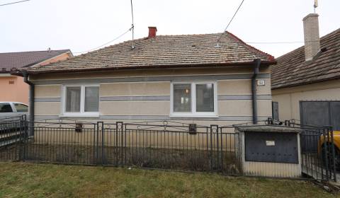 Eladó Családi ház, Családi ház, Žlkovce 163, Hlohovec, Szlovákia