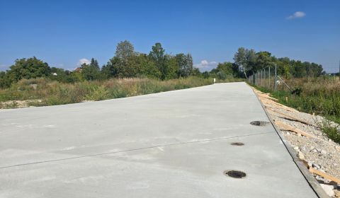 Eladó Építési telek, Építési telek, Piešťany, Szlovákia