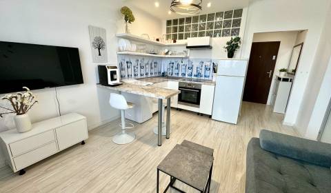 Eladó 1 szobás lakás, 1 szobás lakás, Hviezdoslavova, Senica, Szlováki