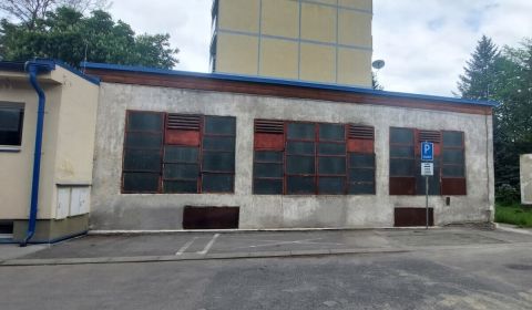 Eladó Épület, Épület, Námestie Slobody, Banská Bystrica, Szlovákia