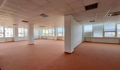 Prenájom kancelárií v Dúbravke, celok 278 m2
