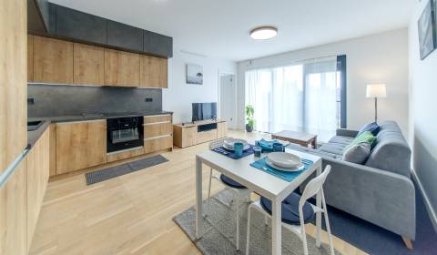 Kiadó 2 szobás lakás, 2 szobás lakás, Račianska, Bratislava - Nové Mes