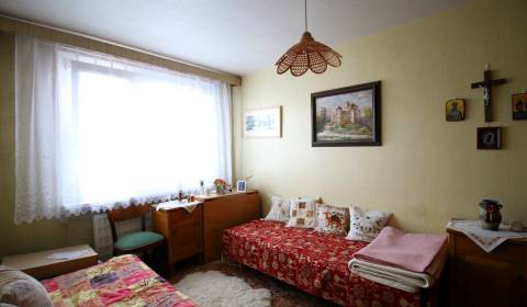 Eladó 4 szobás lakás, 4 szobás lakás, Vladimíra Clementisa, Trnava, Sz